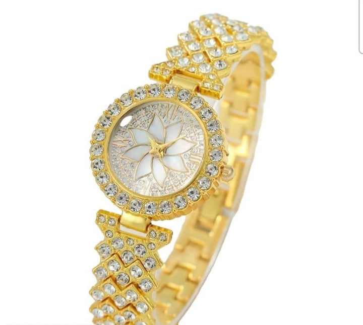 Girl's Golden Beads chain strap watch