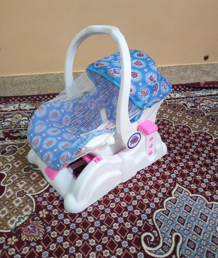 3-in-1 Baby Carry Cot with Sun Cover and Storage