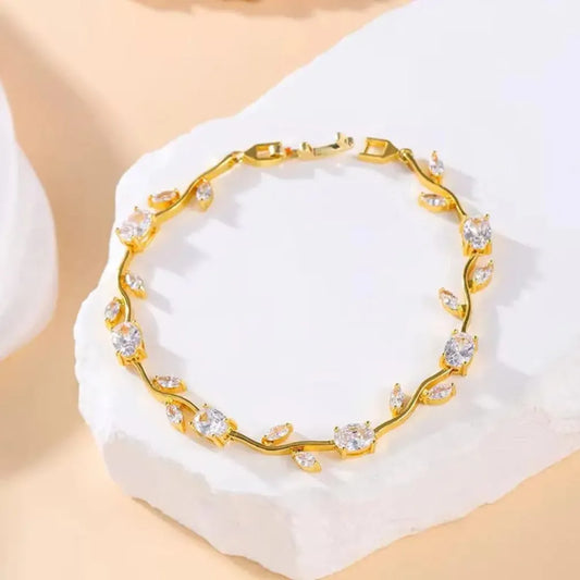 Elegant Stainless Steel Tulip Trending Bracelet